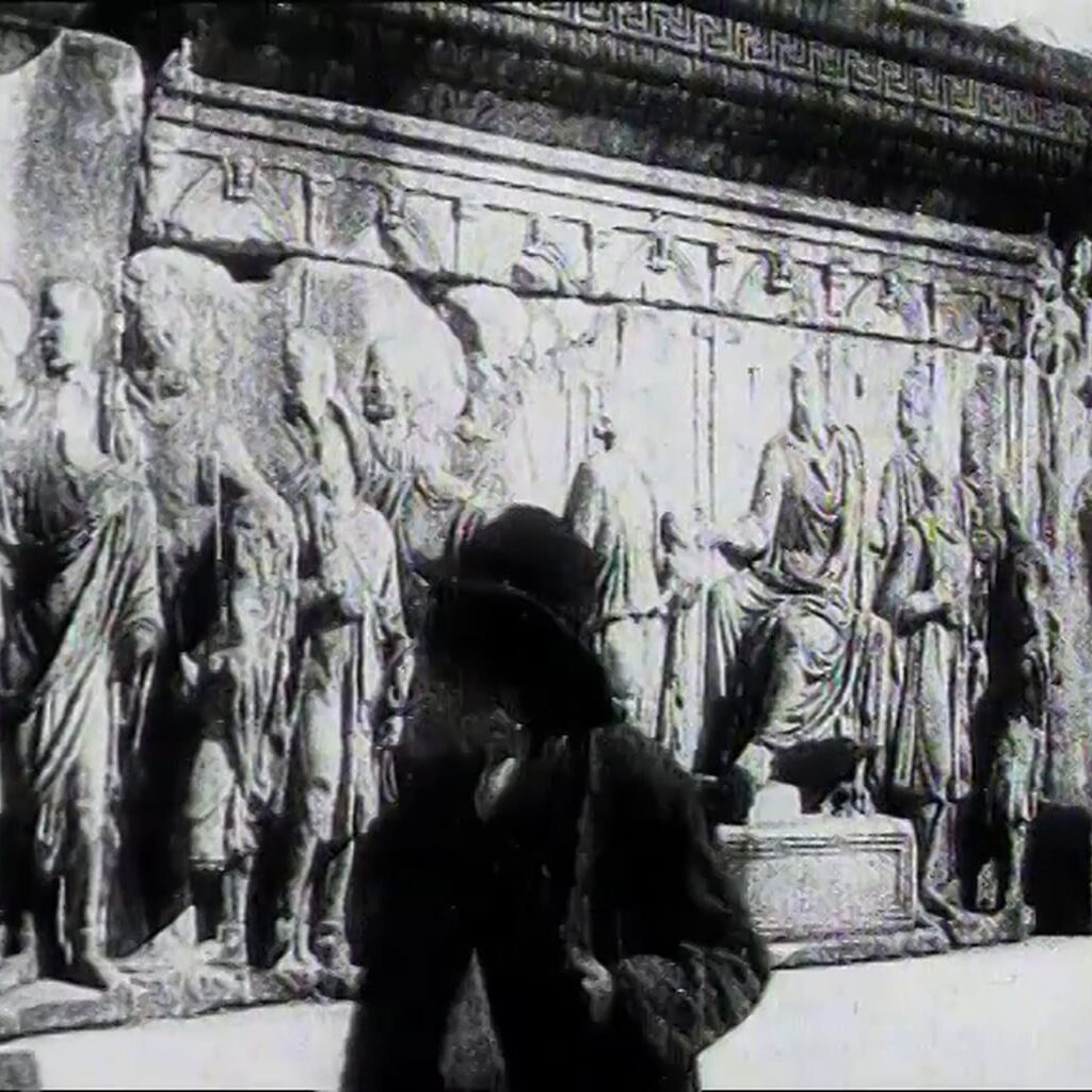Locandine e foto film Appunti romani