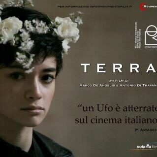 Locandine e foto film TERRA_inserzione_web